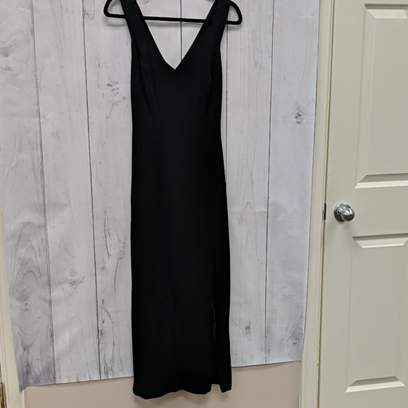 Miss Ashlee Dresses & Skirts - Miss Ashlee Black Formal Sleeveles Sexy Mixi Dress